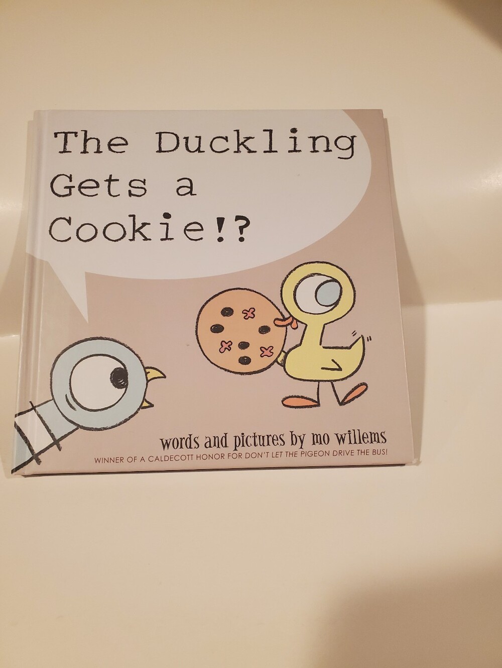 The Duckling Gets a Cookie!? by Mo Willems - Hardcover Preowned
